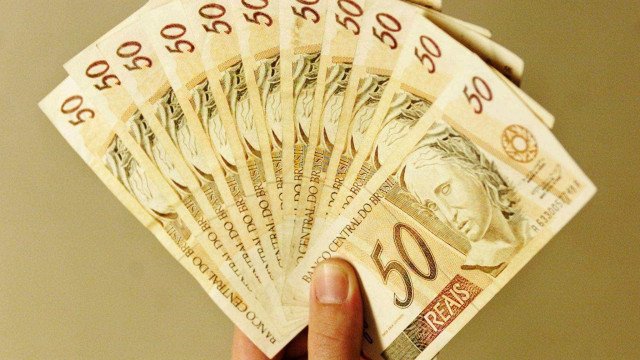 Mercado reduz projeção de inflação e prevê crescimento da economia