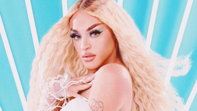 Pabllo Vittar é nova voz de navegação do Waze