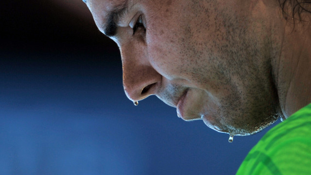 Perto da aposentadoria, Nadal vai de bicho-papão a zebra em ‘última dança’ em Roland Garros