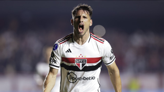 Calleri se diz ‘frustrado’ com suspeita de lesão no São Paulo: ‘Não consigo ter sequência’