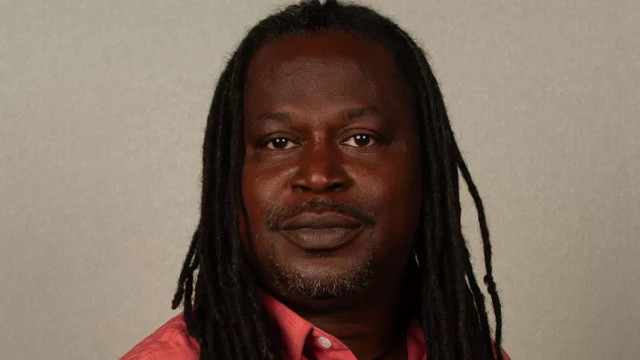 Professor norte-americano morre após ser arrastado por onda no RJ