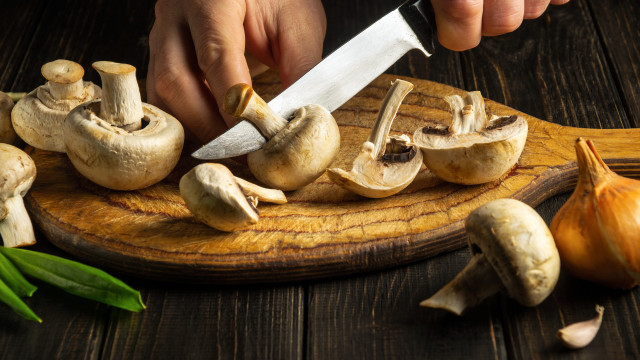 Precisa de mais vitamina D? Veja os alimentos que deve consumir