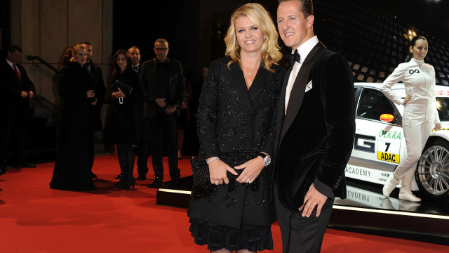 Corinna vende bens para manter cuidados necessários de Schumacher