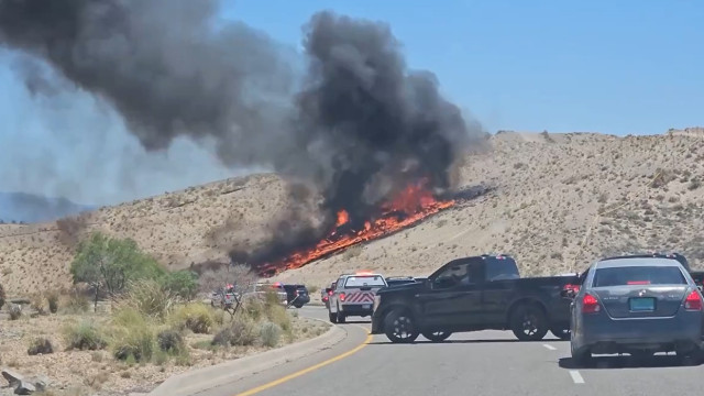 Avião militar cai nos Estados Unidos; veja as imagens
