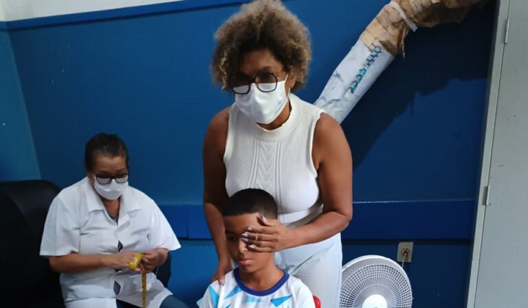 Iniciativa leva exames de vista para escolas municipais de Itaperuna