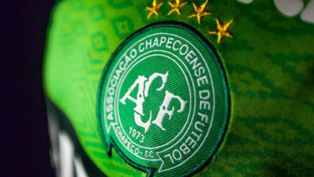 Chapecoense busca consolidar reação na Série B contra Operário-PR embalado
