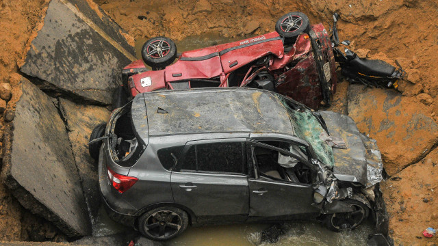 Queda de ponte na Colômbia causa 4 mortes e 3 feridos; veja as imagens