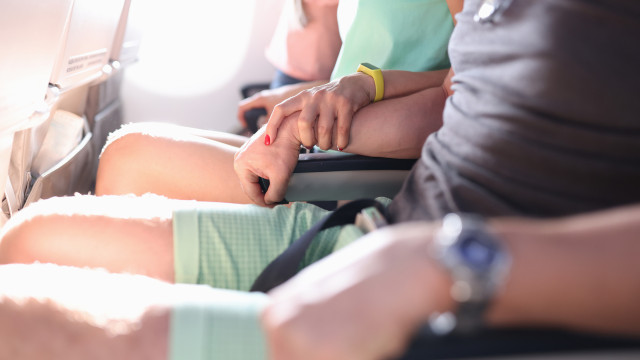 Turbulência deixa 30 feridos em voo para o Uruguai; avião pousou em Natal