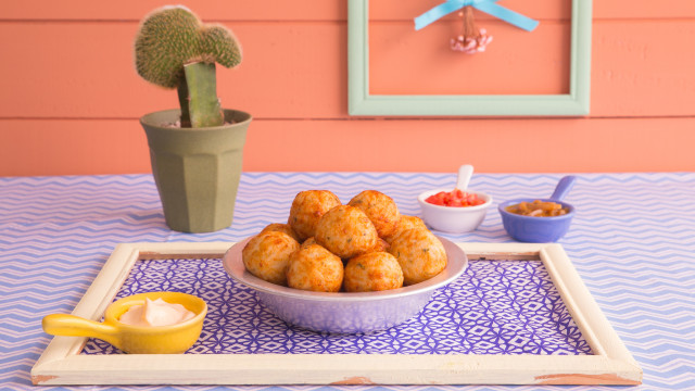 Aprenda a fazer quitutes com arroz dormido e evite o desperdício