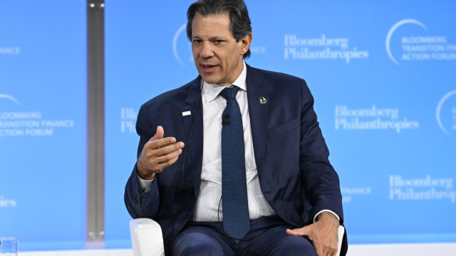 Haddad ouve protestos contra arcabouço na USP e é chamado de ‘Paulo Guedes do PT’