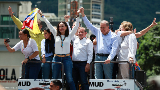 Refúgio de González, Espanha se firma como abrigo de opositores da Venezuela