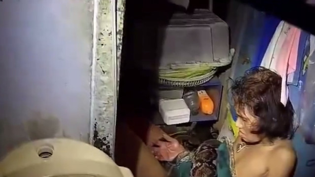 Mulher é resgatada após duas horas ‘presa’ por píton na Tailândia