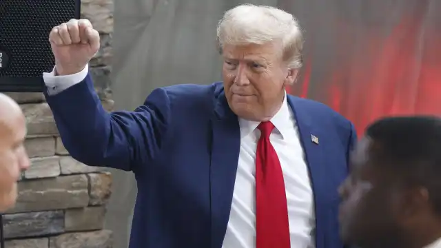 "Veremos": Trump diz que Israel deve atacar instalações nucleares do Irã