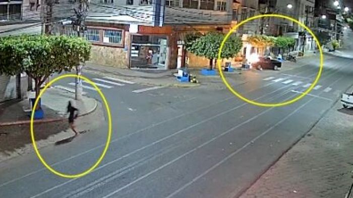 Vídeo mostra pessoa ateando fogo em carro no centro de Natividade