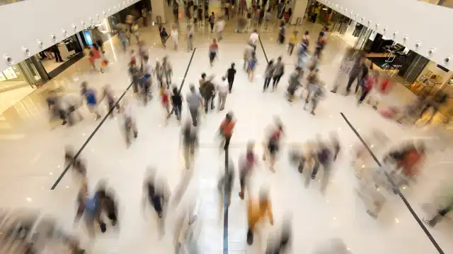 Varejo em agosto ainda está ‘muito próximo’ do patamar recorde de maio, avalia IBGE