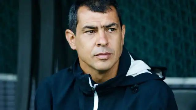 Carille tem dúvida no Santos para definir substituto do suspenso João Schmidt em ‘decisão’