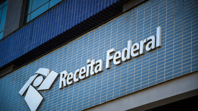 Receita paga nesta quinta lote da malha fina do Imposto de Renda