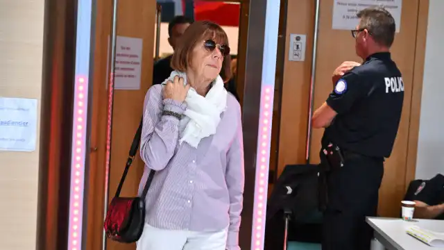 Vídeos de acusados ​​de estuprar mulher drogada pelo ex chocam tribunal