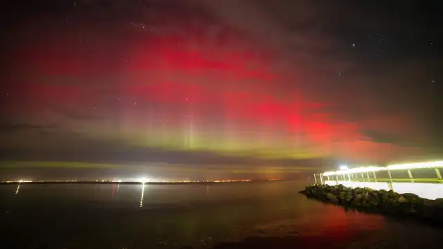 Auroras boreais voltam a ‘dançar’ em céus da Europa e América do Norte