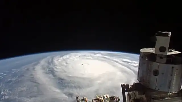 Vídeo da NASA capta dimensão assustadora do furacão Milton