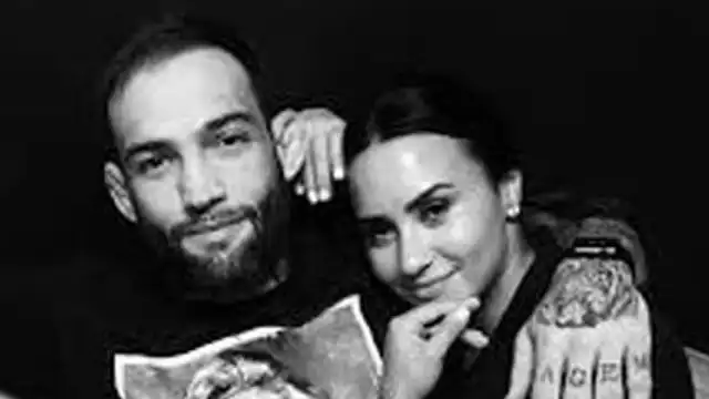 Demi Lovato lamenta a morte do ex-namorado, lutador Guilherme ‘Bomba’