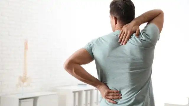 Evite problemas na coluna;  10 hábitos que fazem toda a diferença