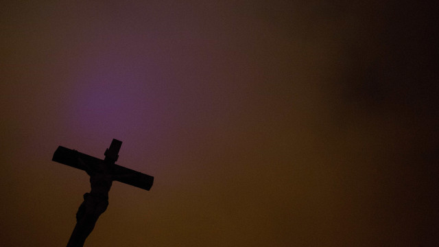 "Sou Jesus Cristo e vou matar": homem agride 4 frades na Espanha