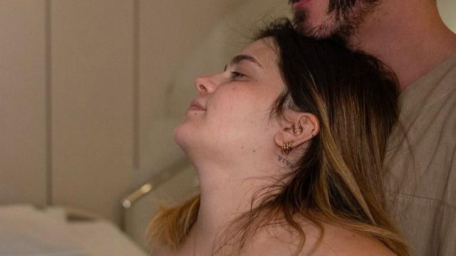 Viih Tube permanece na UTI após complicações no pós-parto de Ravi