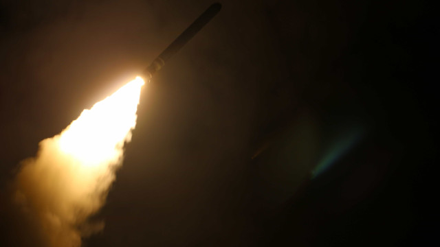 Israel faz mega-ataque na Síria e vai criar zona de defesa