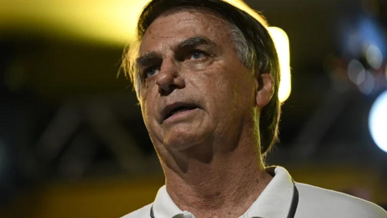 Moraes diz que defesa de Bolsonaro teve acesso integral a inquérito sobre trama golpista