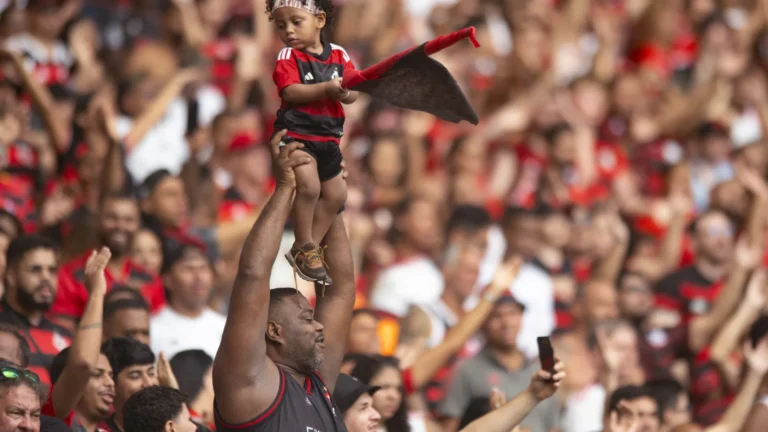 Flamengo liga alerta após 2024 caótico com lesões, mas evita alarde