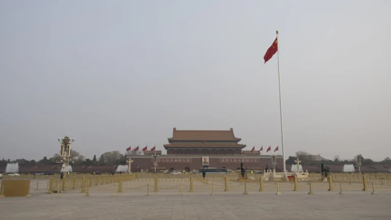 China “não aceitará” que países façam acordos com EUA que a prejudiquem