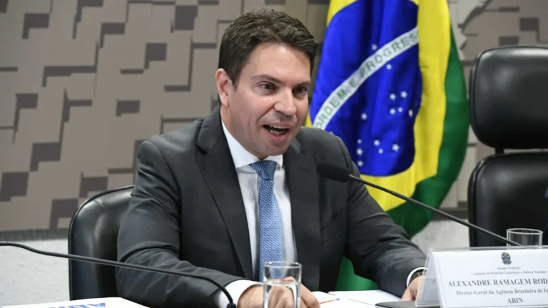 Motta cita caso Ramagem e reclama que deputados exageram em acionar o STF