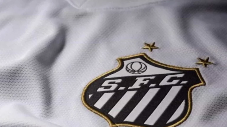 Após várias sondagens, Santos estipula prazo para contratar novo técnico
