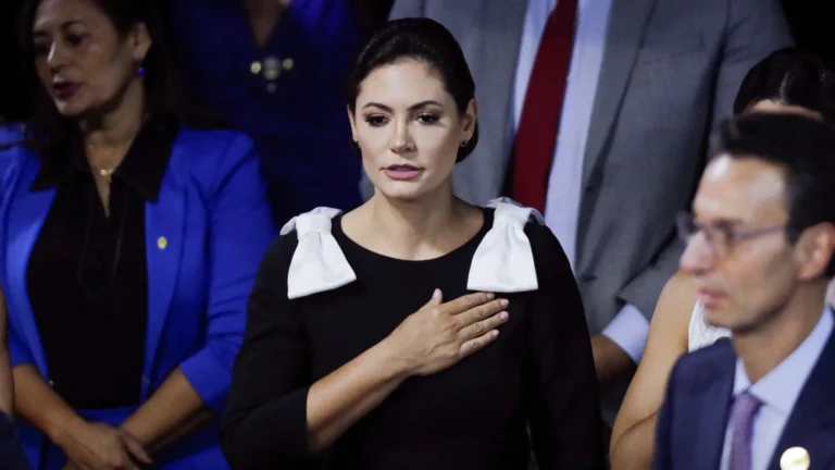 Michelle inicia jejum de sete dias pela recuperação de Bolsonaro