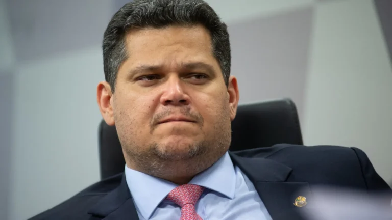 Proposta de Alcolumbre sobre 8 de janeiro divide governo, e oposição insiste em anistia ampla