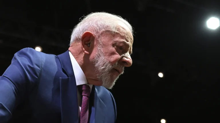 Lula diz que não quer ‘fazer opção’ entre os Estados Unidos e a china