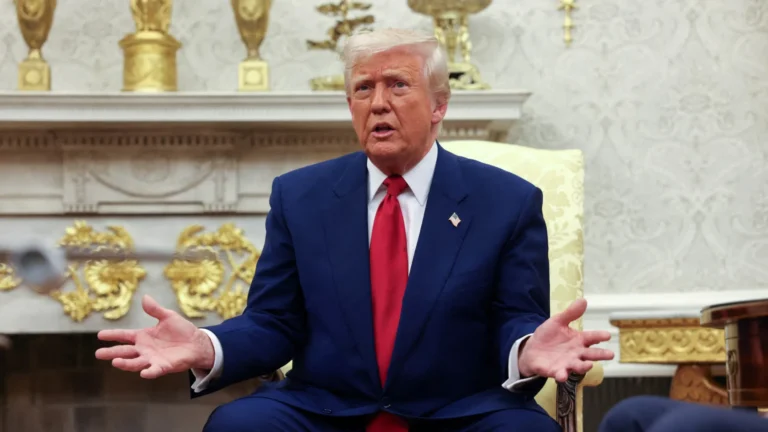 China irá ‘comer tarifas’ impostas aos EUA se quiser fazer negócios com americanos, diz Trump