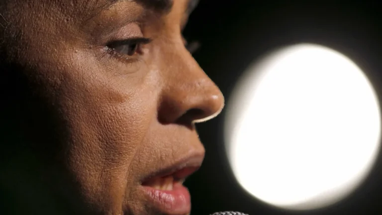 Lula e Marina Silva conversam sobre ataques em comissão do Senado