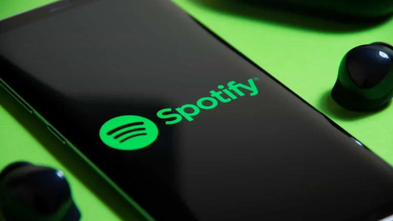 Royalties para brasileiros no Spotify crescem em 31% e chegam a R$ 1,6 bi em 2024