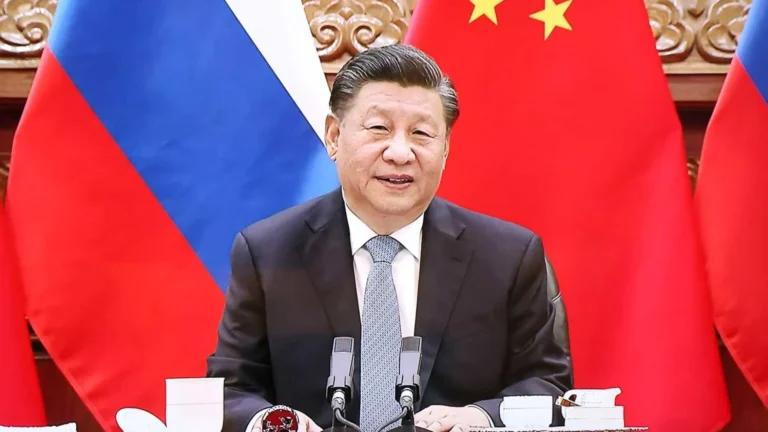Xi Jinping diz que não há vencedores em guerra tarifária, após acordo com Trump