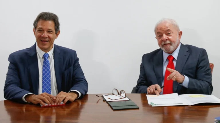 Contas do Governo Lula têm melhor abril em três anos