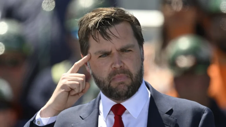 JD Vance admite que guerra na Ucrânia “não vai acabar tão cedo”