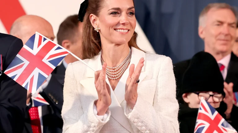 Este é um dos visuais mais deslumbrantes que Kate usou recentemente