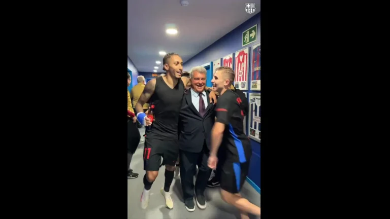 Raphinha brilha na temporada e lidera festa do título do Barça; veja