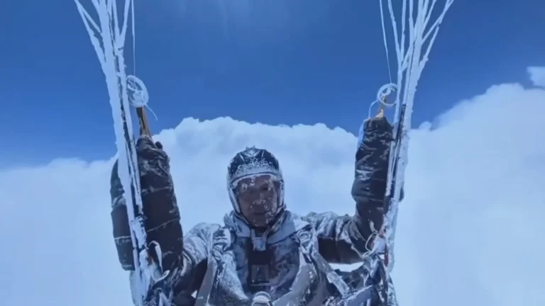 Praticante de parapente sobrevive a voo acidental de 8.600 metros; veja