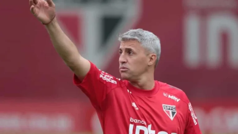 São Paulo vê Crespo por detalhes e já tem acordo por dívida antiga