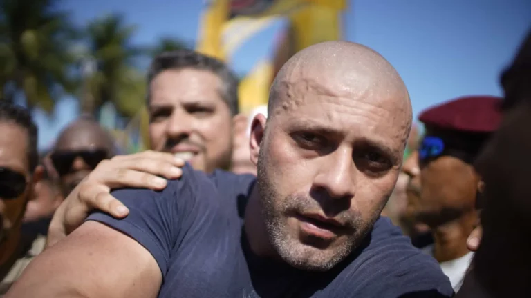 Moraes determina que Daniel Silveira seja submetido a perícia médica 