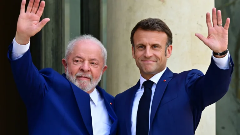 Lula pede que Macron ‘abra coração’ por acordo UE-Mercosul