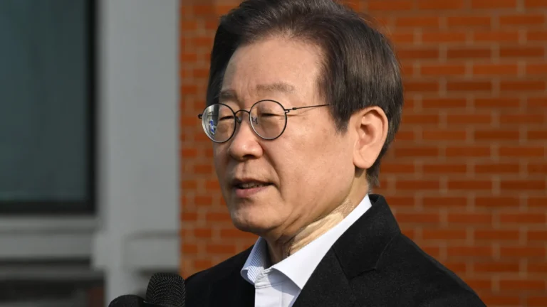 Opositor Lee Jae-myung é eleito novo presidente da Coreia do Sul